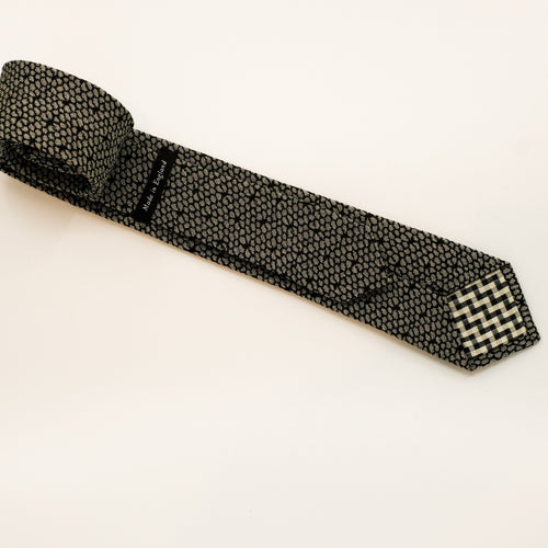 Grey Jacquard Lace-Look Tie