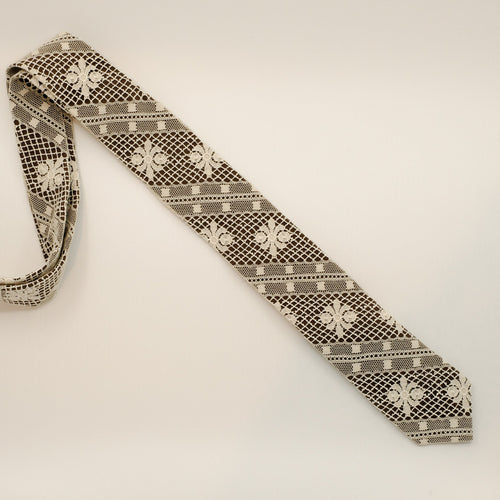Crest Lace Ecru Brown Tie