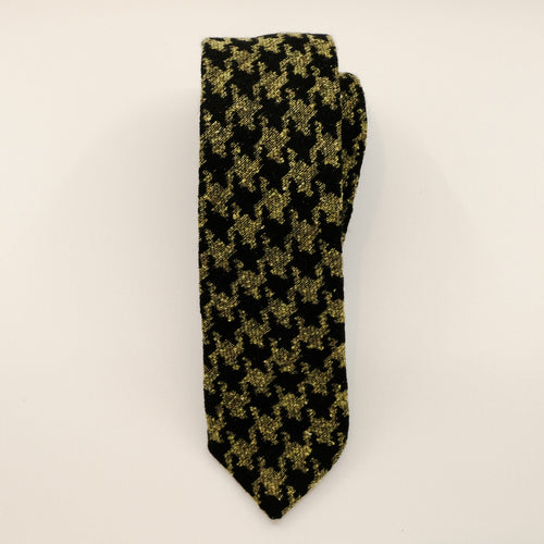 green houndstooth tie