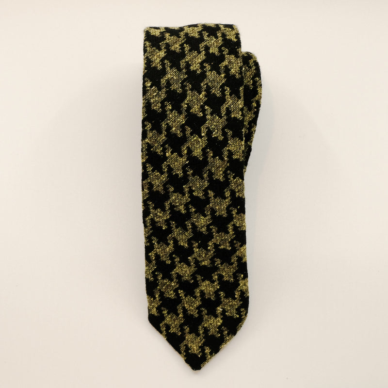 green houndstooth tie