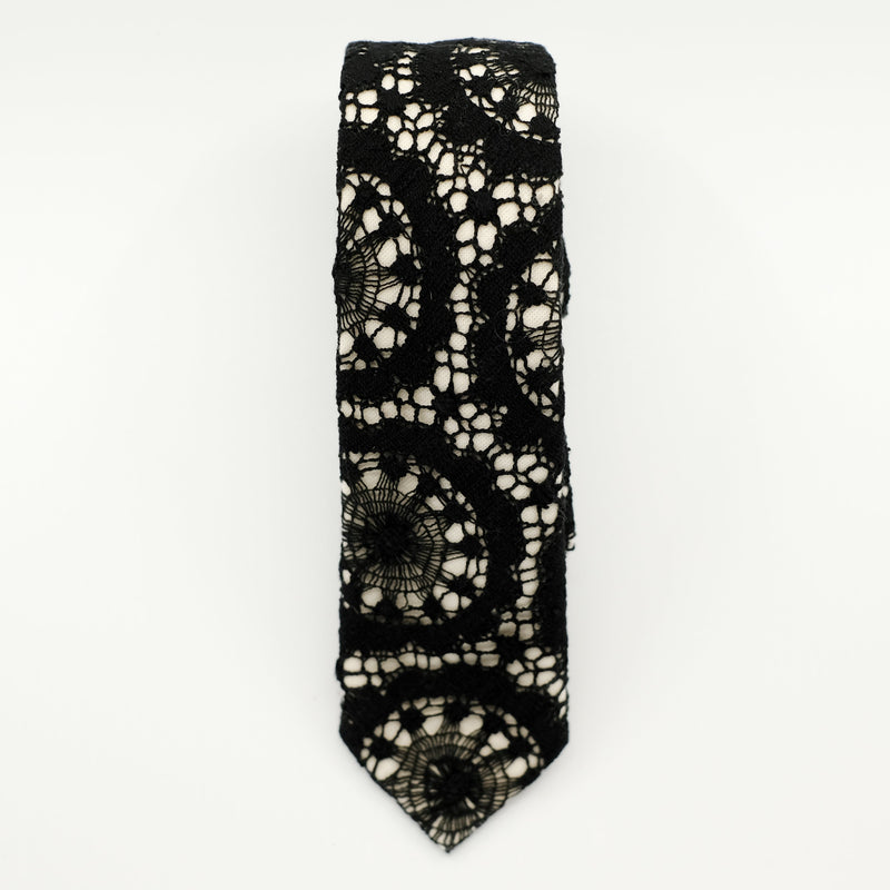 Web Pattern Black Lace Tie