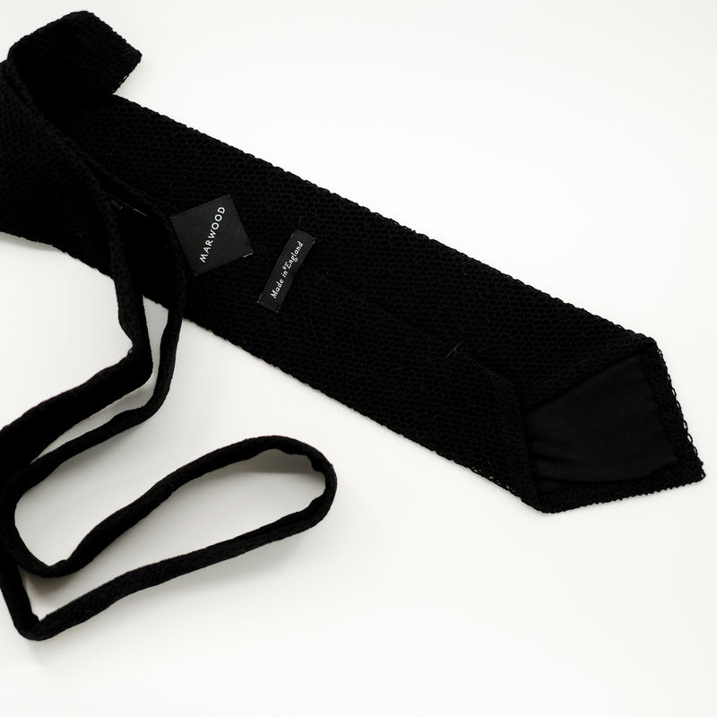 X Wide "Kipper" Mesh Lace Tie