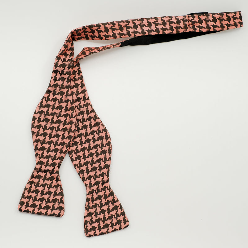 Pink Houndstooth Silk Bow Tie