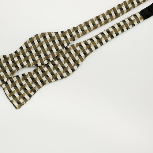 Checkered bow tie 