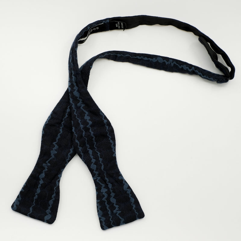 Blue bow tie 