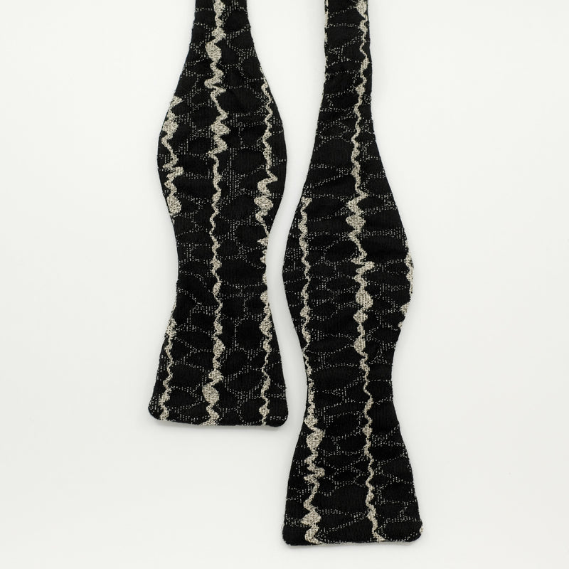 Black Wave Cotton/Silk Self-Tie Bow Tie