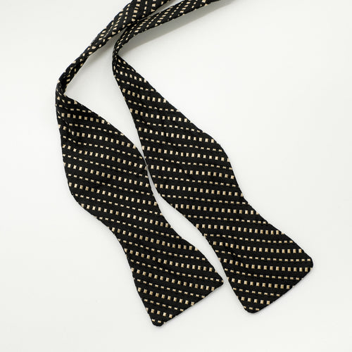 polka dot tie 