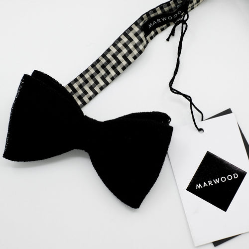 Black Fragile Lace Pre-Tied Bow Tie