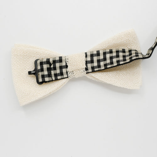 Ecru Fragile Lace Pre-Tied Bow Tie