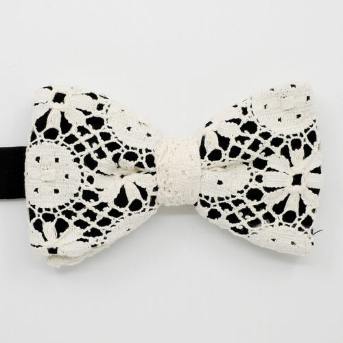Geo Lace Pre-Tied Bow Tie