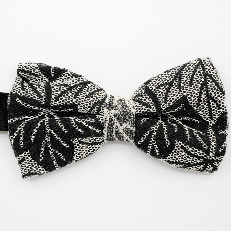 All Fall In | Printed Fragile Lace Pre-Tied Bow Tie