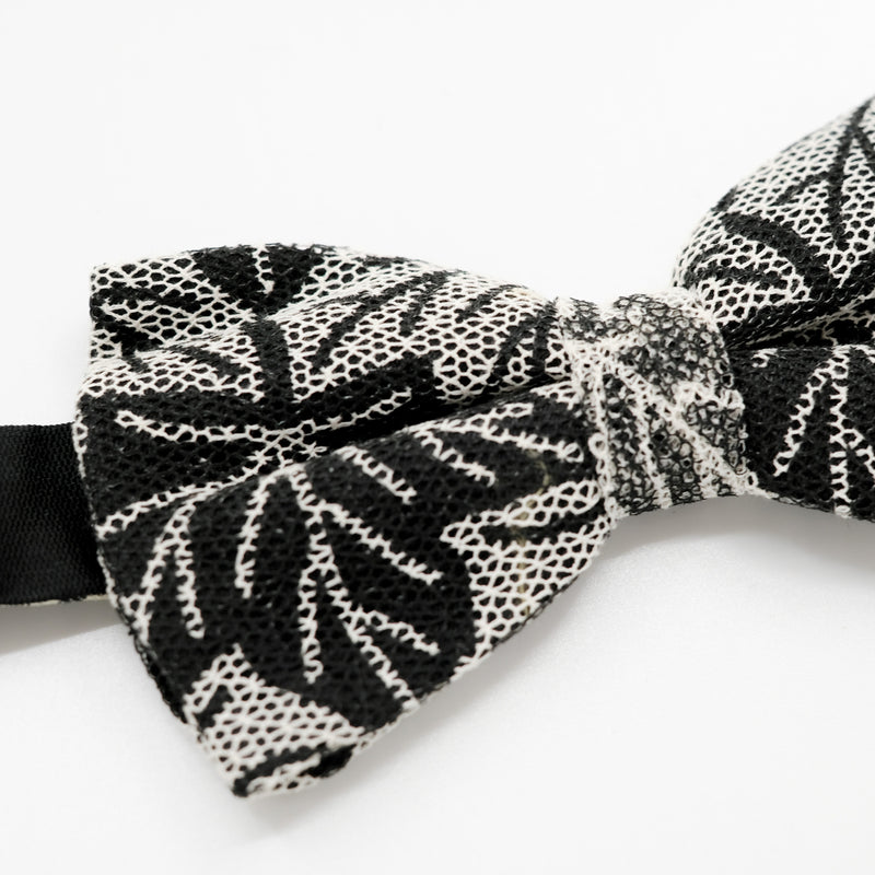 Black and white patterned bow tie