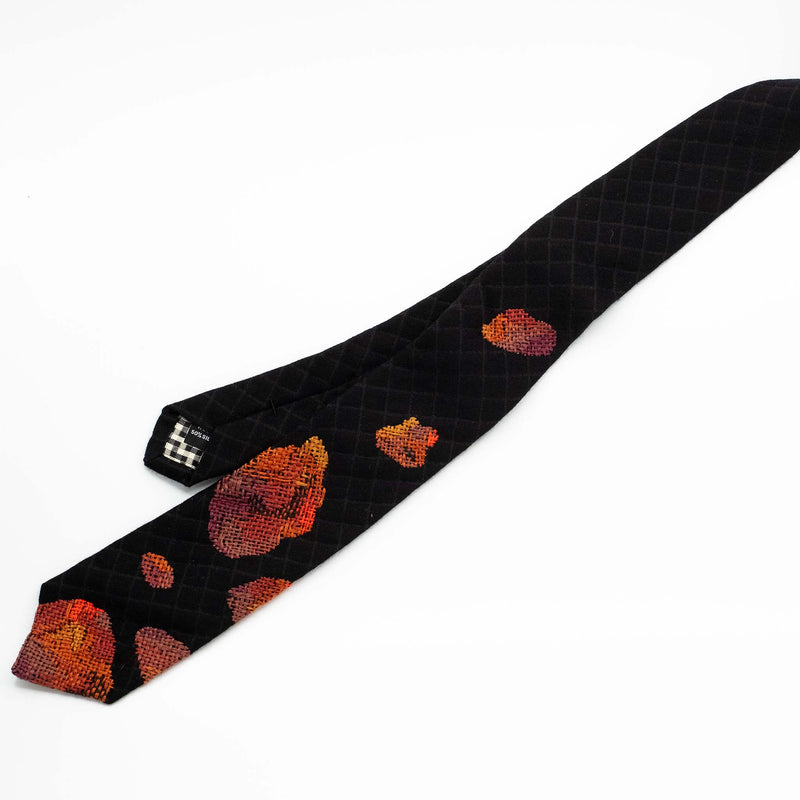 Red Embroidered Curves Tie