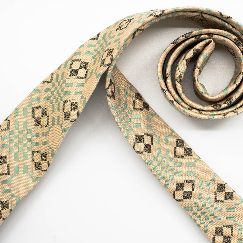 Peach Graph Grid Tie
