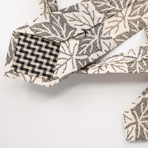 Leaf Printed Lace Tie