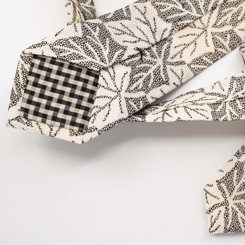 Leaf Printed Lace Tie