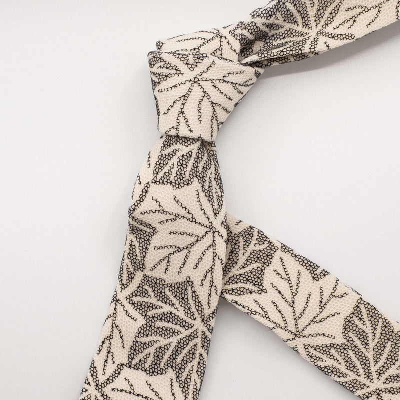 Leaf Printed Lace Tie