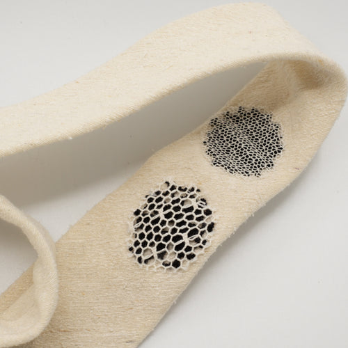 Appliqué Lace Discs Slub Silk Tie