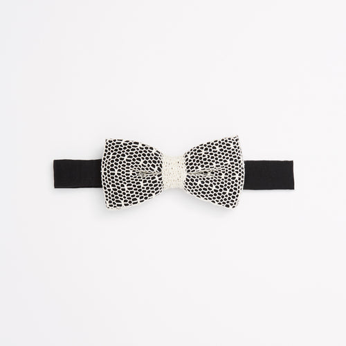 Mesh Lace Pre-Tied Bow Tie