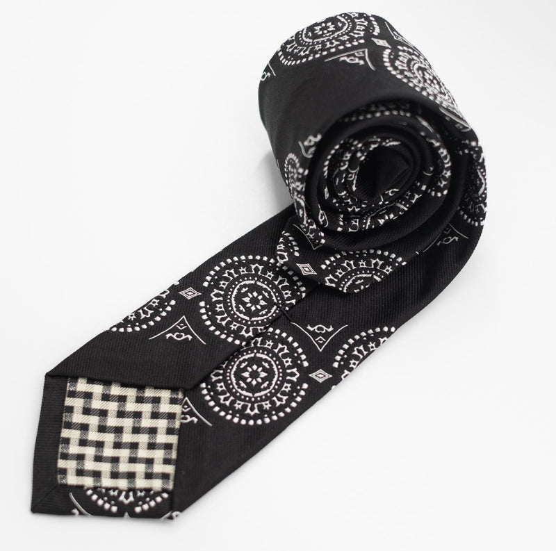 Stripe Medallion Tie