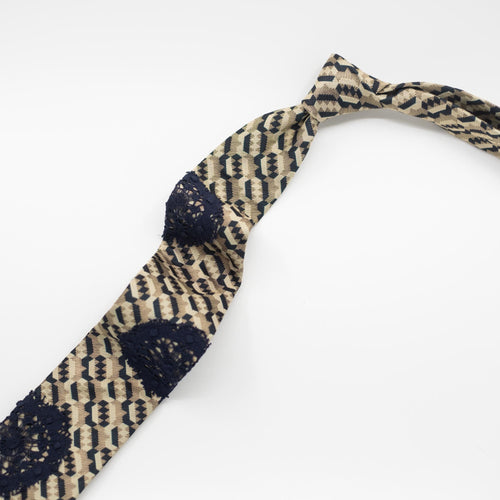 Medallion Appliqué Tie