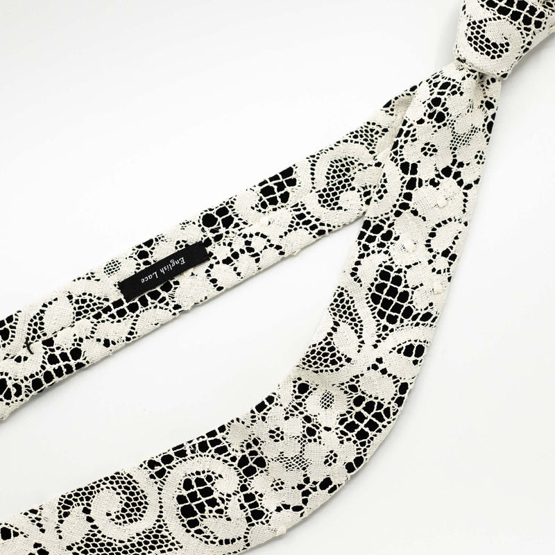 Swirl Ecru Lace Tie