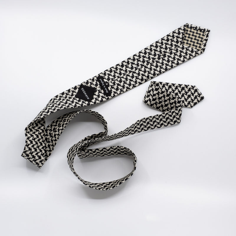 Monochrome Houndstooth Tie