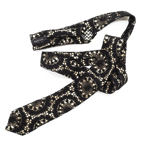 Circular Black Lace Tie